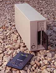 The Fujix CR-500 PCMCIA card reader and Fujix HG-15 15MB memory cards.